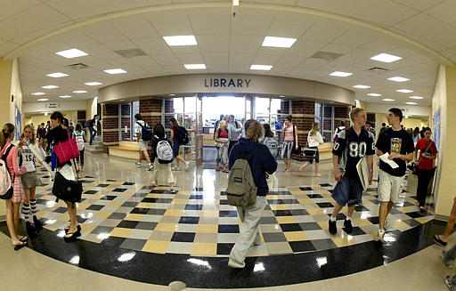 Students fill the halls of Olentangy Liberty High School (AP Photo/Jay LaPrete)