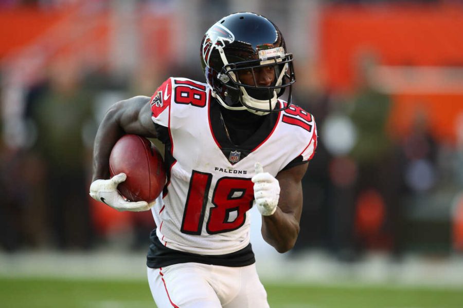 CLEVELAND, OH - NOVEMBER 11: Calvin Ridley #18 of the Atlanta Falcons runs the ball against the Cleveland Browns at FirstEnergy Stadium on November 11, 2018 in Cleveland, Ohio. The Browns won 28 to 16. (Photo by Gregory Shamus/Getty Images)