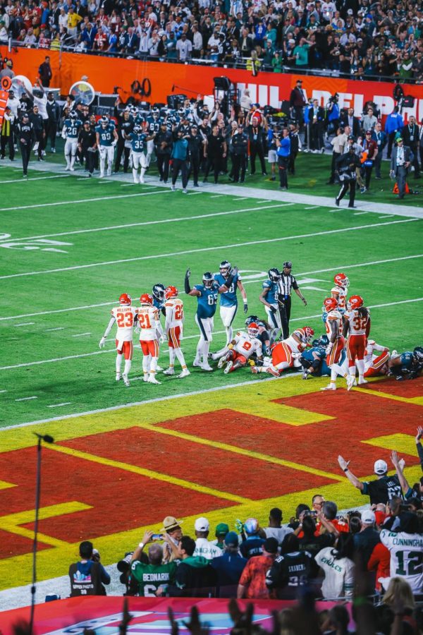 Game shot taken of Chiefs endzone.