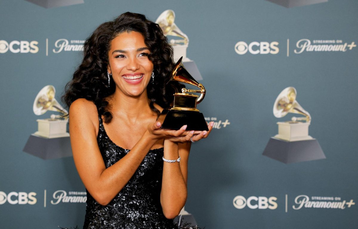 Olivia Dean poses with the Best New Artist award during the 68th Annual Grammy Awards in Los Angeles, California, U.S., February 1, 2026. REUTERS/Mike Blake