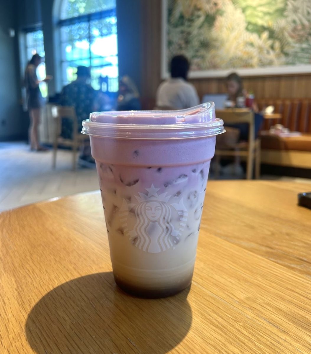 Trying Starbuck's New Seasonal Ube Drink
